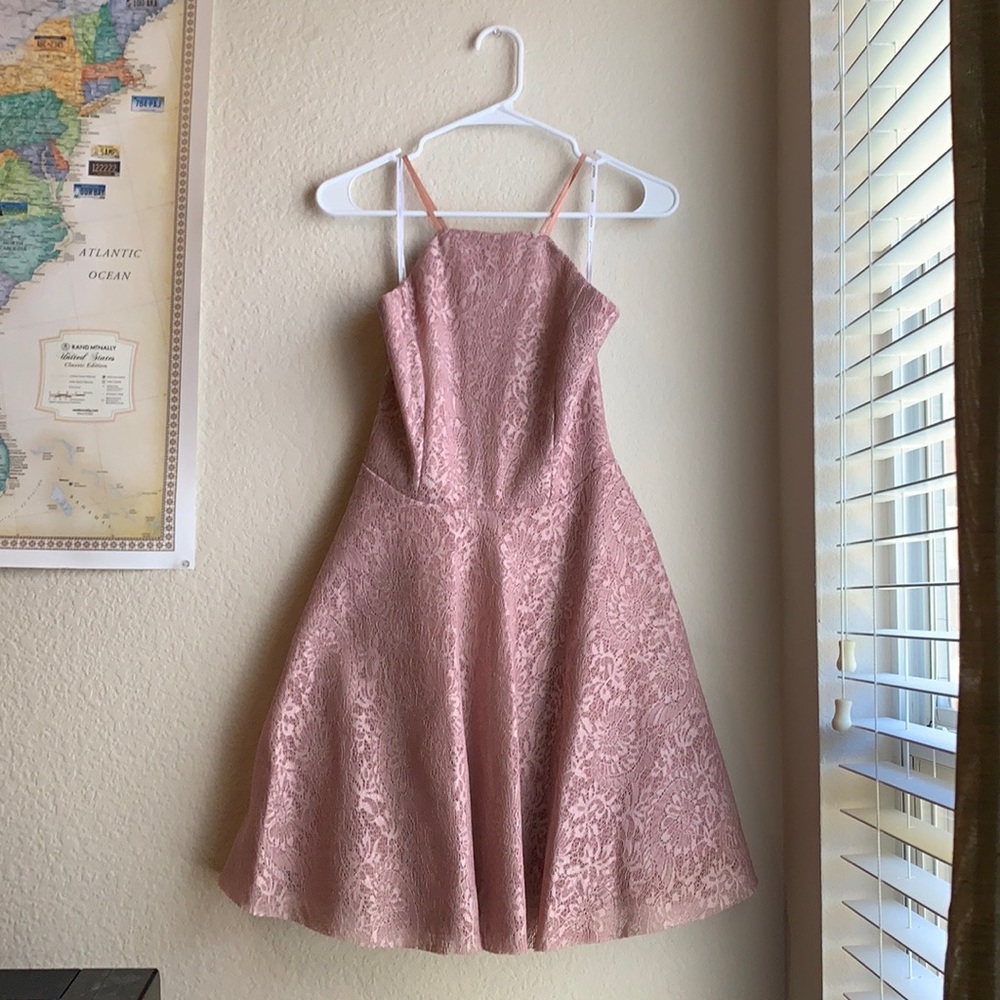Women’s Backless Light Pink Floral Lace Skater Dress